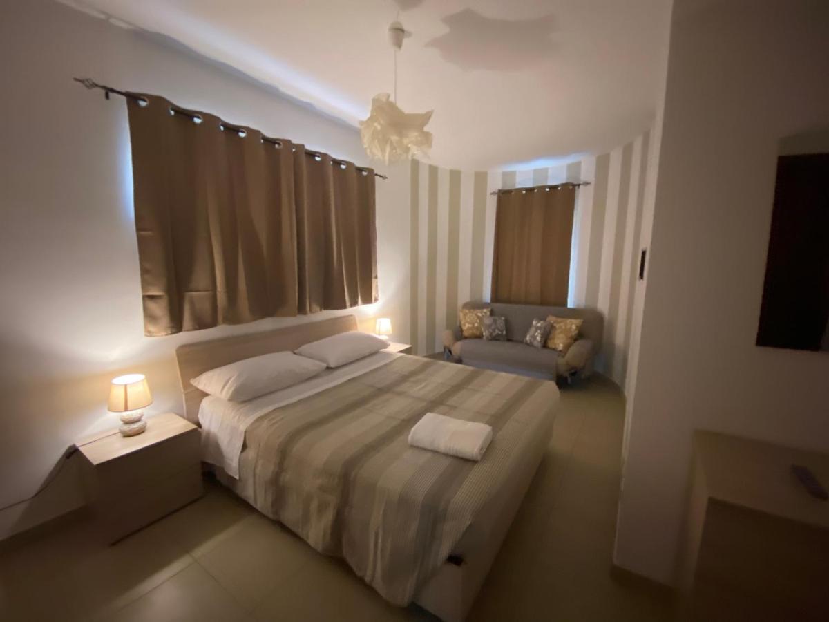 Sara Home Cosenza Exterior photo